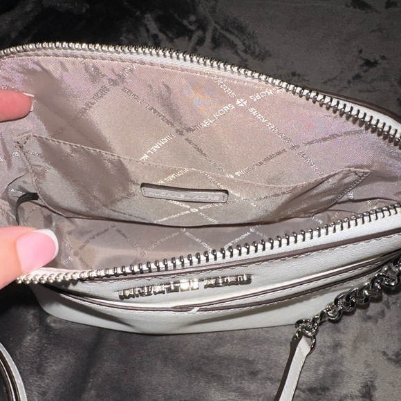 Michael Kors White Crossbody Bag - Picture 2 of 3